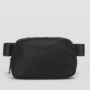 Lululemon On The Move Everywhere Belt Bag